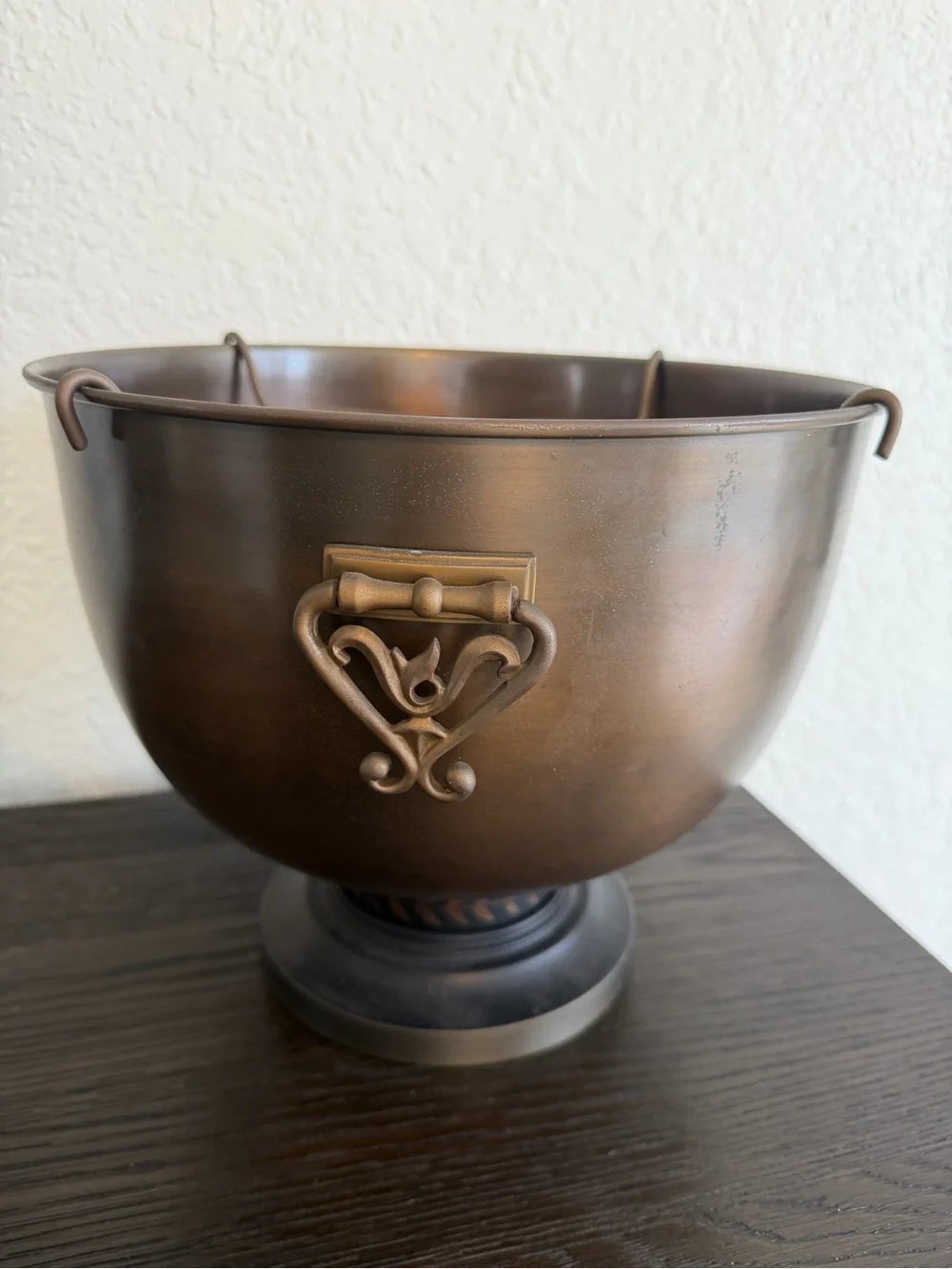 Vintage Bronze 4 bottle champagne chiller bath